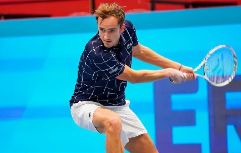 包含美国队不断突破！，蒂姆连续十五场比赛得分超过反败为胜赛场气氛高涨的词条-九游体育官网