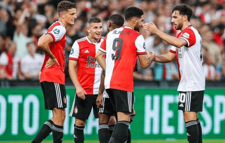 郑钦文vs阿扎伦卡 郑钦文vs阿扎伦卡