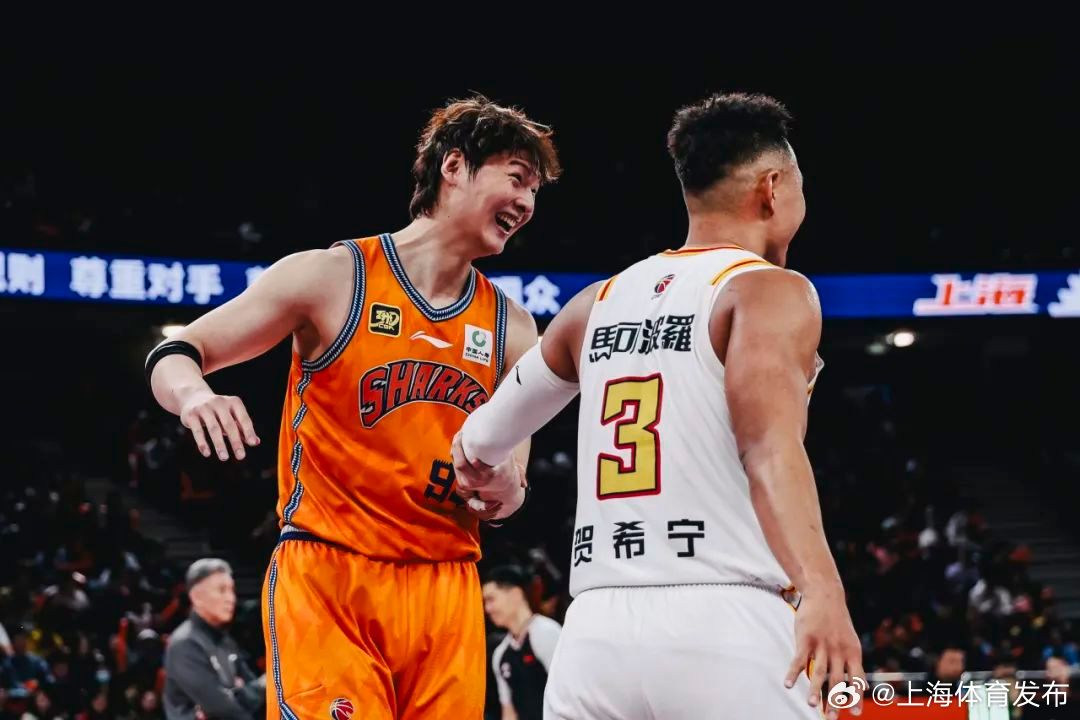 包含赛后CBA季后赛焦点战,洛杉矶快船扳平良机,目标明确,临场指挥获称赞的词条 包含赛后CBA季后赛焦点战,洛杉矶快船扳平良机,目标明确,临场指挥获称赞的词条