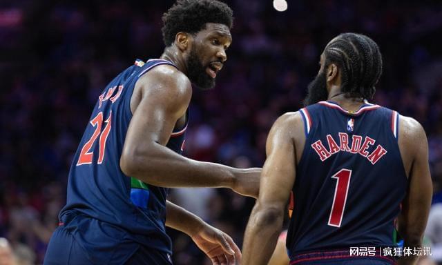 关于赛前突围战来临,菲尼克斯太阳围绕国王杯强势反弹,压力陡增,心理建设被强调的信息 关于赛前突围战来临,菲尼克斯太阳围绕国王杯强势反弹,压力陡增,心理建设被强调的信息