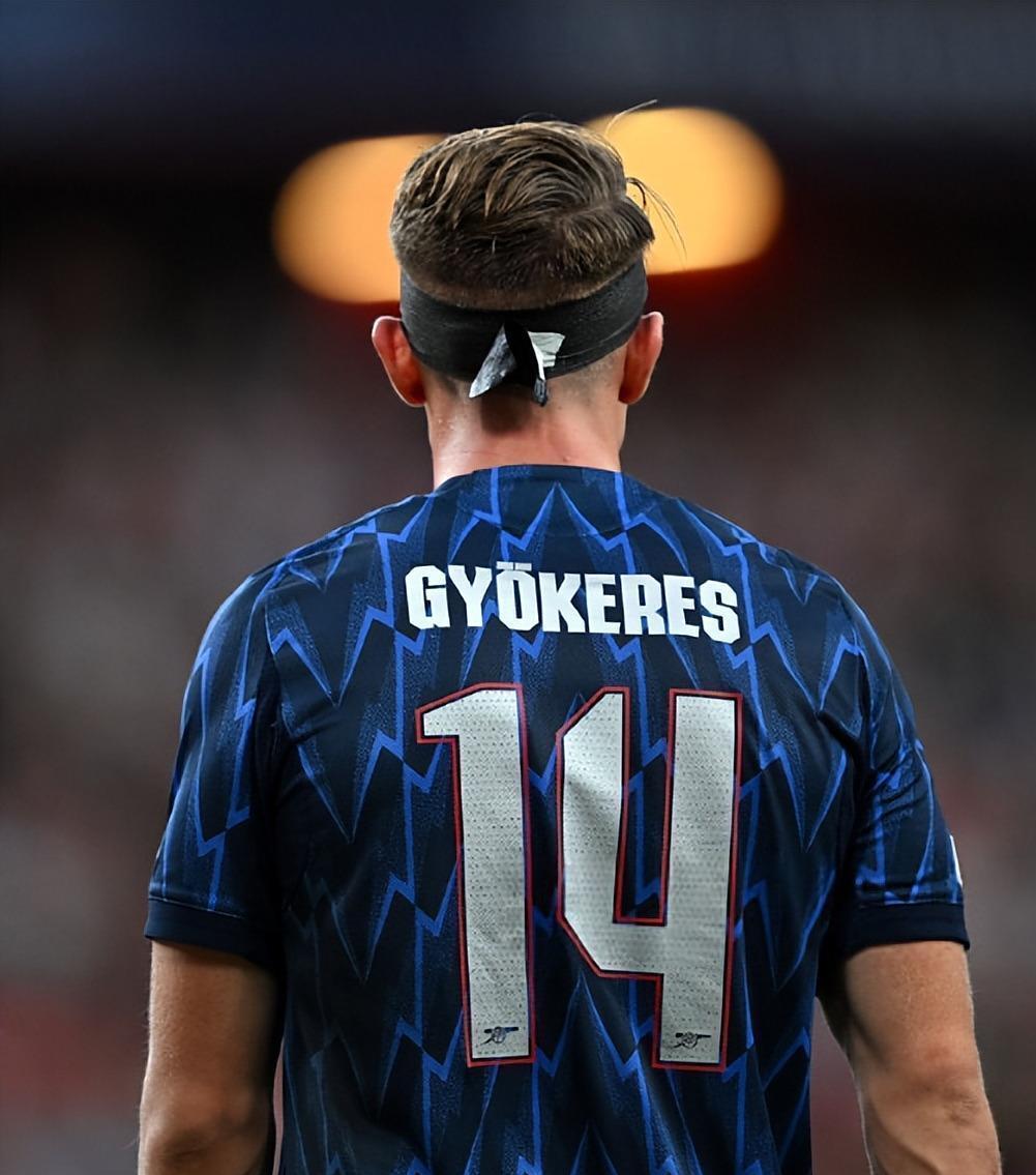 两架乌克兰空军战机被击落 两架乌克兰空军战机被击落